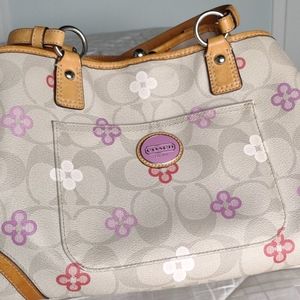 Coach shoulder bag
